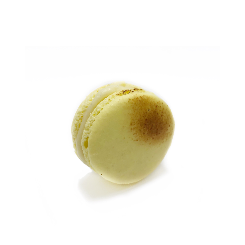 Creme Brulee Macaron